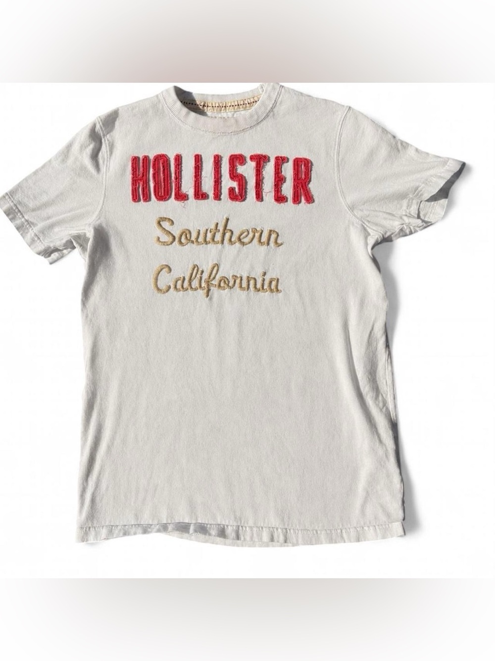 2000s Y2K Hollister Southern California Embroidered Tee  Pacific Merchants-M